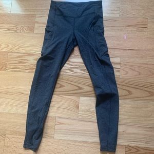 Grey lululemon leggings w/pockets on both sides
